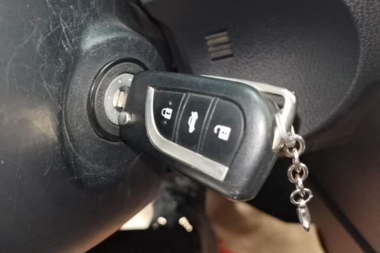 Used Toyota Corolla 2017 Revised Version 1.2T S-CVT GL-i Vehicle Key