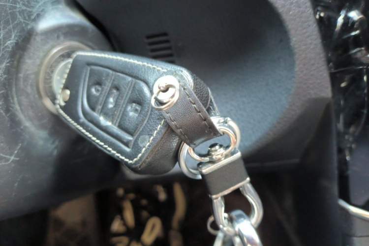 Used Toyota Corolla 2017 Revised Version 1.6L S-CVT GL Vehicle Key