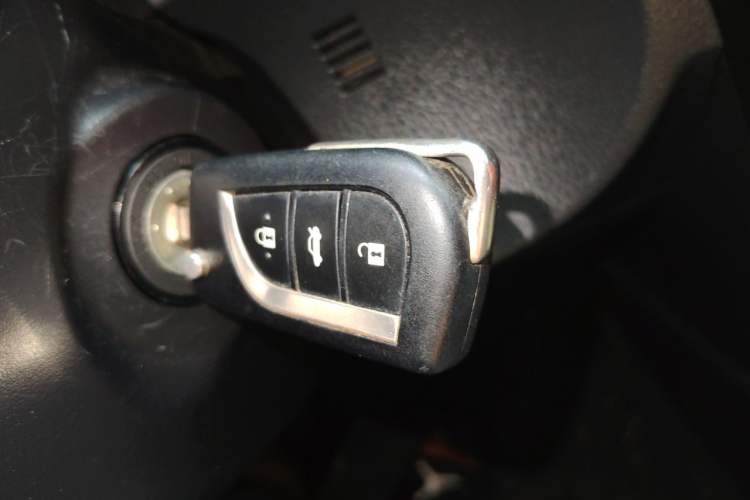 Used Toyota Corolla 2017 1.2T CVT GL-i Vehicle Key