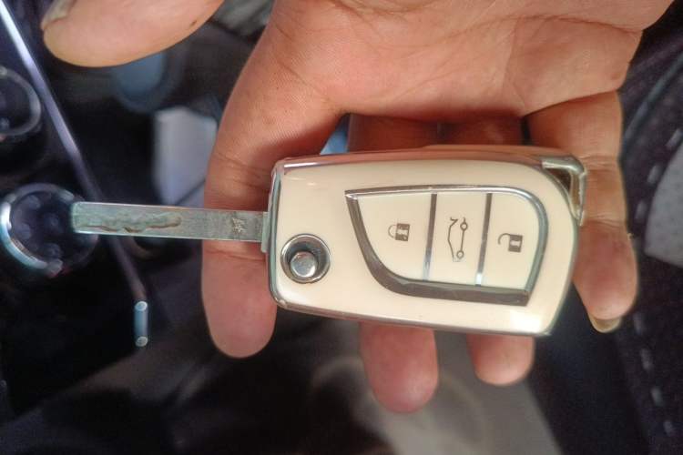 Used Toyota Corolla 2017 1.2T CVT GL Vehicle Key