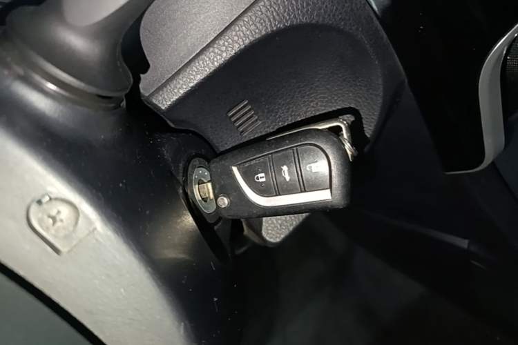 Used Toyota Corolla 2017 1.2T CVT GLX-i Vehicle Key