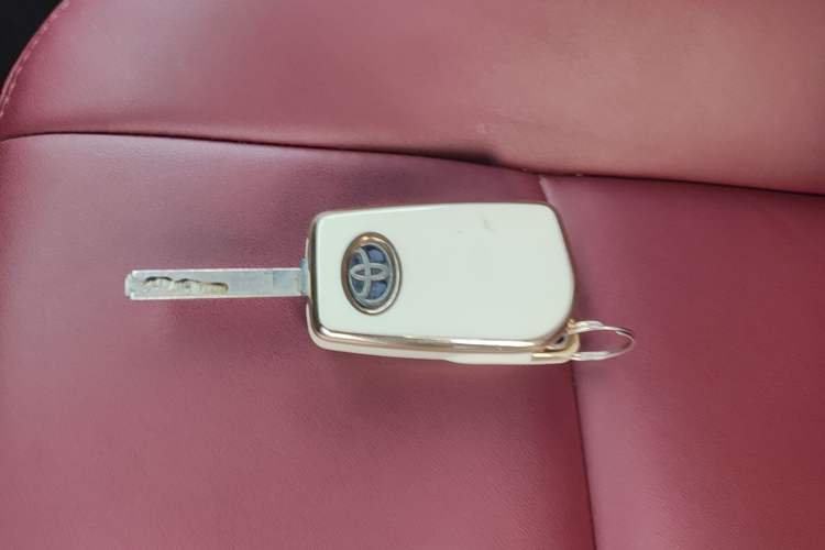 Used Toyota Corolla 2017 1.2T CVT GL Vehicle Key