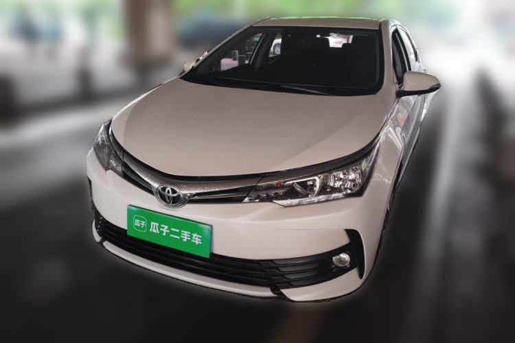 Used Toyota Corolla 2017 Revised Version 1.2T S-CVT GL-i Leather Edition Guazi used car, China used car export, Used car for sale, Used cars, Cheapest cars for sale
