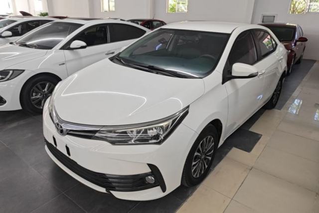 Ojetý Toyota Corolla 2017 Revised Version 1.2T S-CVT GL