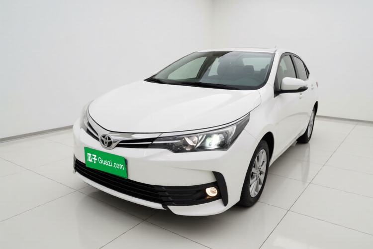 Toyota Corolla 2017 Revised Version 1.2T S-CVT GL-i Leather Edition مستعملة Guazi used car, China used car export, Used car for sale, Used  cars, Cheapest cars for sale