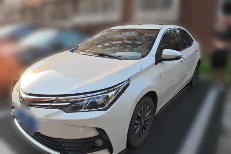 Ojetý Toyota Corolla 2017 Revised Version 1.2T S-CVT GL Guazi used car, China used car export, Used car for sale, Used cars, Cheapest cars for sale