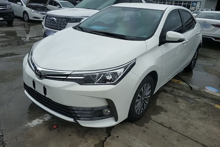Ojetý Toyota Corolla 2017 Revised Version 1.2T S-CVT GL Guazi used car, China used car export, Used car for sale, Used cars, Cheapest cars for sale
