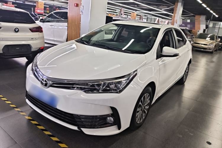 Used Toyota Corolla 2017 Revised Version 1.2T S-CVT GL-i Guazi used car, China used car export, Used car for sale, Used cars, Cheapest cars for sale