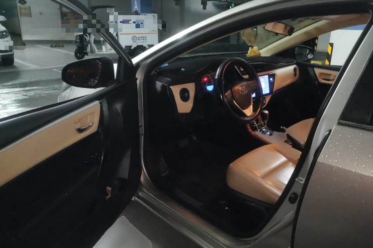 Used Toyota Corolla 2017 Revised Version 1.2T S-CVT GL Driver Seat