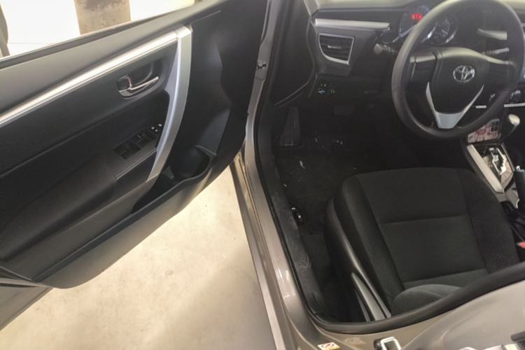 Used Toyota Corolla 2017 Revised Version 1.6L S-CVT GL Driver Seat
