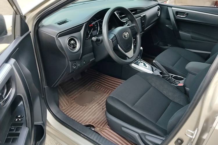 Used Toyota Corolla 2017 Revised Version 1.2T S-CVT GL Driver Seat