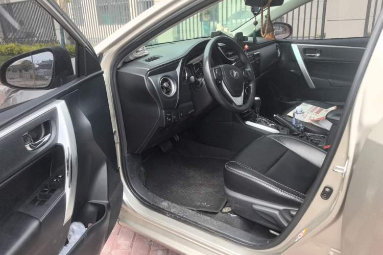 Used Toyota Corolla 2017 Revised Version 1.2T S-CVT GL-i Driver Seat