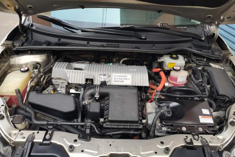 Used Toyota Corolla 2017 Revised Dual-Engine 1.8L E-CVT Elite Edition Engine Bay