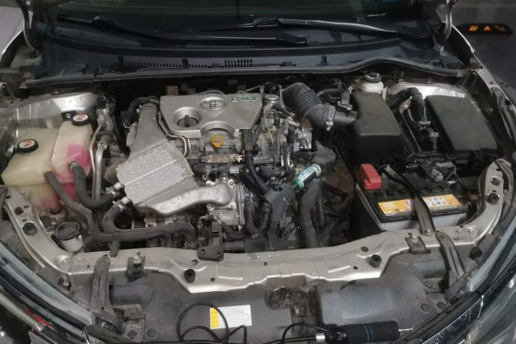 Used Toyota Corolla 2017 Revised Version 1.2T S-CVT GL Engine Bay