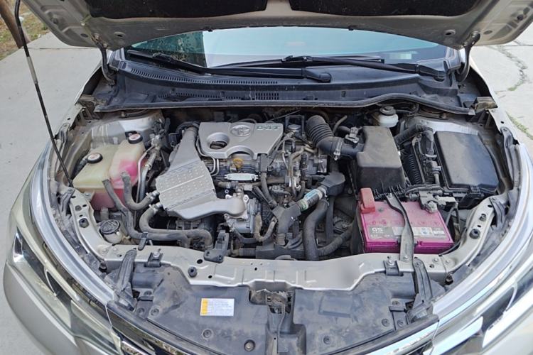 Used Toyota Corolla 2017 Revised Version 1.2T S-CVT GL Engine Bay