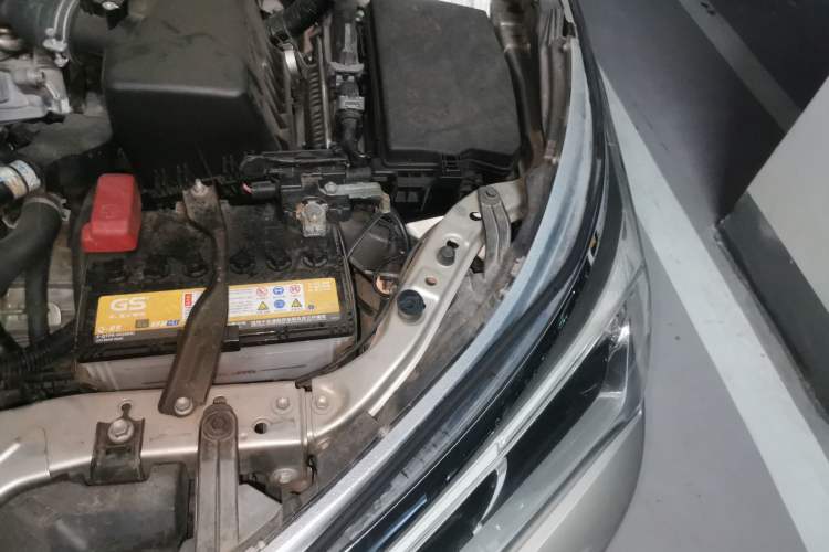 Used Toyota Corolla 2017 Revised Version 1.2T S-CVT GL Engine Bay Left