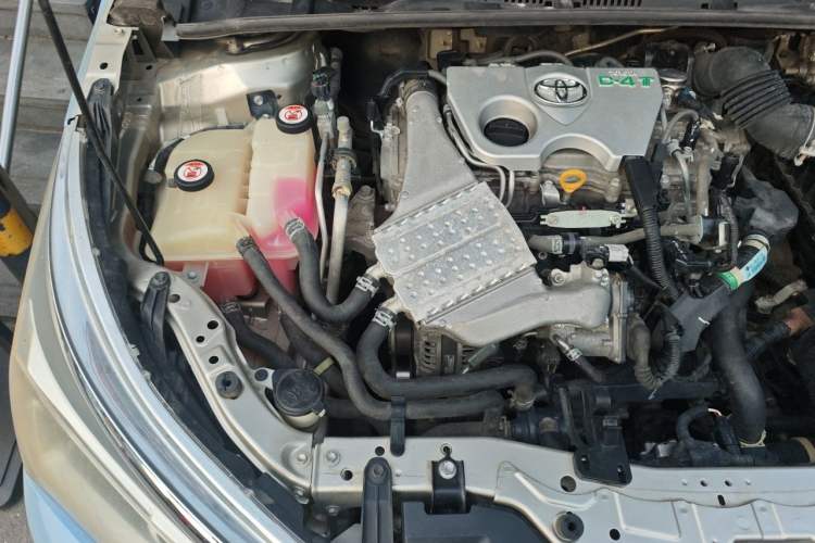 Used Toyota Corolla 2017 Revised Version 1.2T S-CVT GL Engine Bay Right