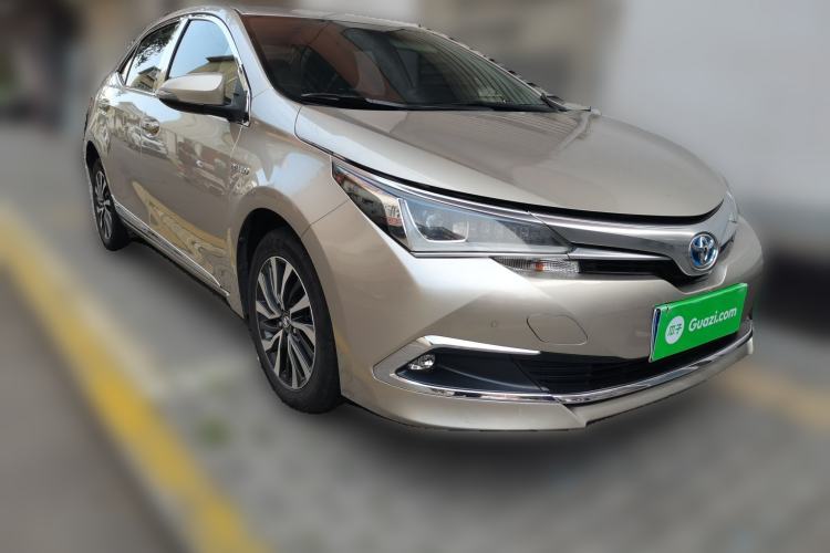 Used Toyota Corolla 2017 Revised Dual-Engine 1.8L E-CVT Elite Edition Front Right 45 Deg