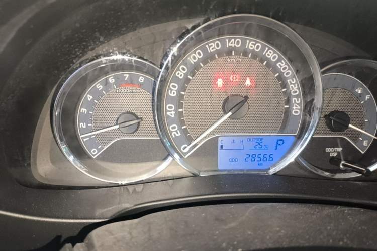 Used Toyota Corolla 2017 Revised Version 1.6L S-CVT GL Instrument Cluster