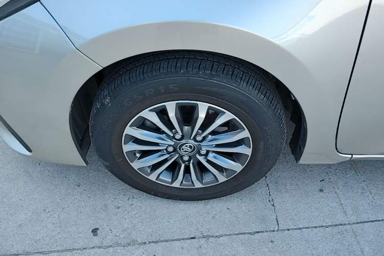 Used Toyota Corolla 2017 Revised Version 1.2T S-CVT GL Left Front Wheel Hub