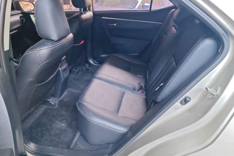 Used Toyota Corolla 2017 Revised Version 1.2T S-CVT GL-i Left Rear Seat