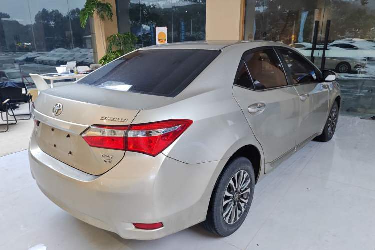 Used Toyota Corolla 2017 Revised Version 1.2T S-CVT GL-i Rear Right 45 Deg