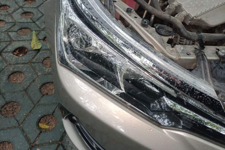 Used Toyota Corolla 2017 Revised Version 1.2T S-CVT GL-i Right Front Headlight
