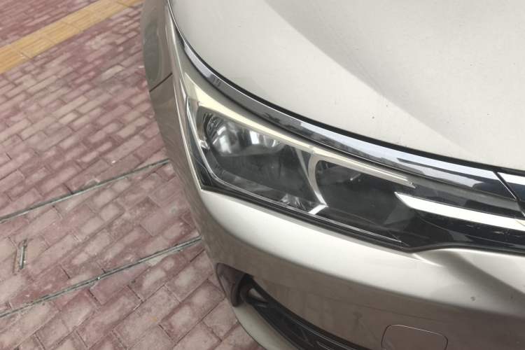 Used Toyota Corolla 2017 Revised Version 1.2T S-CVT GL-i Right Front Headlight