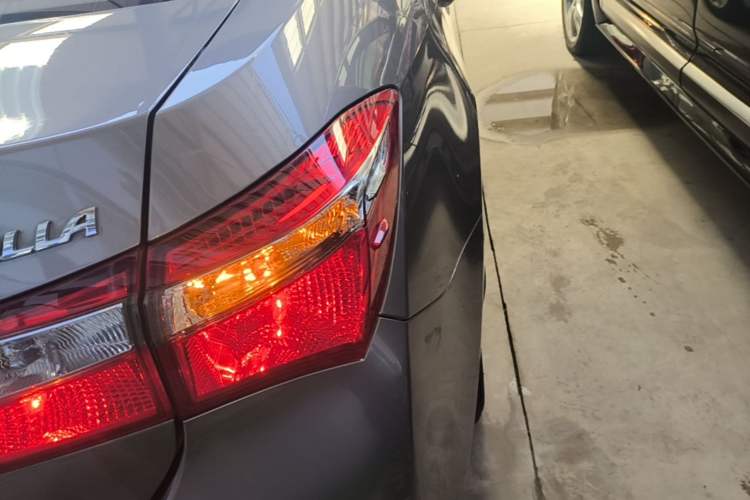 Used Toyota Corolla 2017 Revised Version 1.6L S-CVT GL Right Rear Taillight