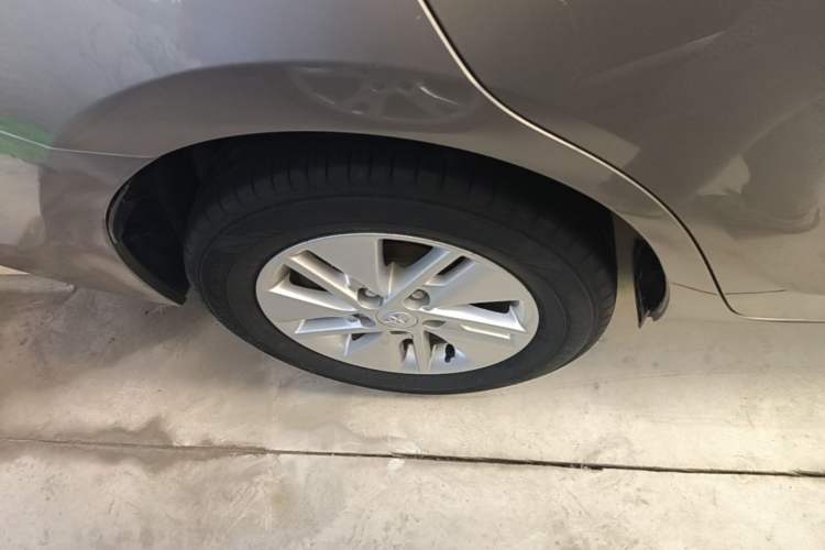 Used Toyota Corolla 2017 Revised Version 1.6L S-CVT GL Right Rear Wheel Hub