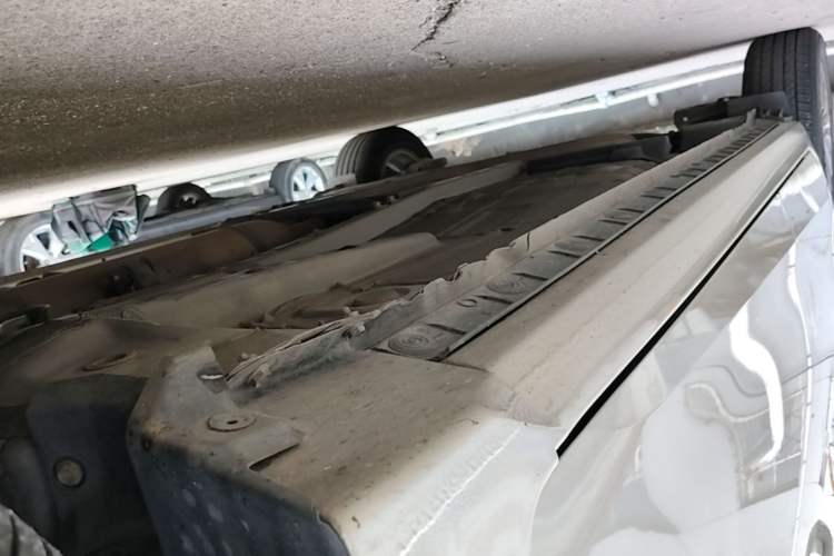 Used Toyota Corolla 2017 Revised Version 1.2T S-CVT GL Right Side Sill
