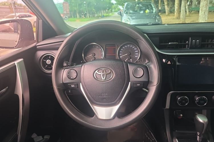 Used Toyota Corolla 2017 Revised Version 1.2T S-CVT GL-i Steering Wheel