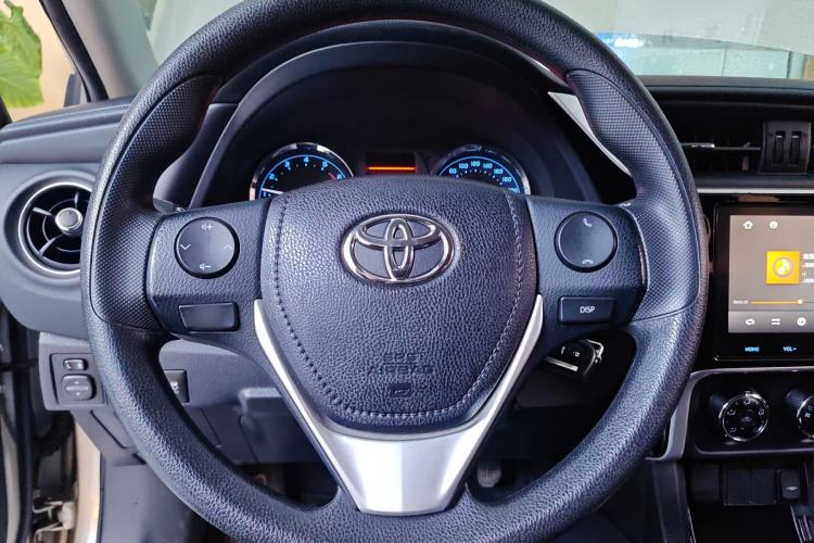 Used Toyota Corolla 2017 Revised Version 1.2T S-CVT GL-i Steering Wheel
