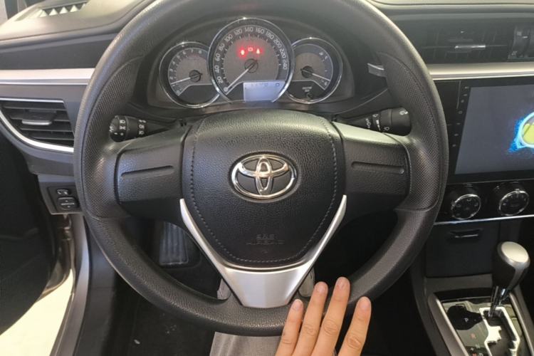 Used Toyota Corolla 2017 Revised Version 1.6L S-CVT GL Steering Wheel