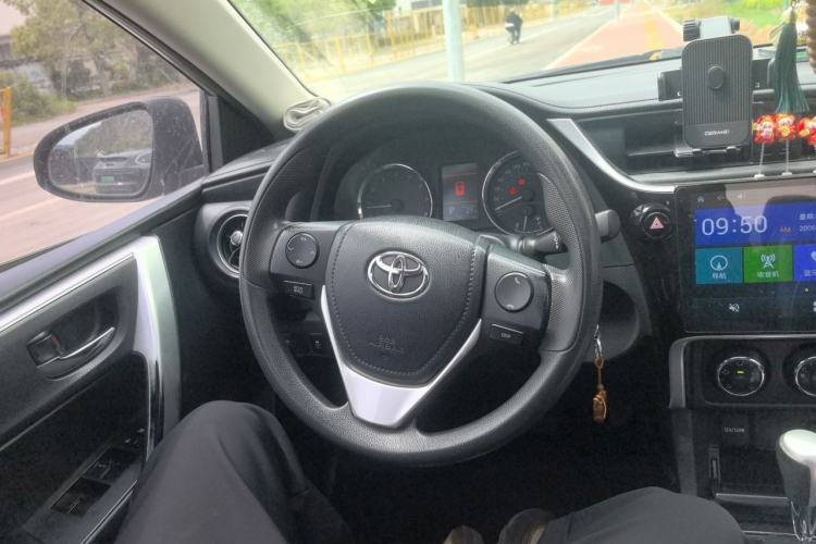 Used Toyota Corolla 2017 Revised Version 1.2T S-CVT GL-i Steering Wheel