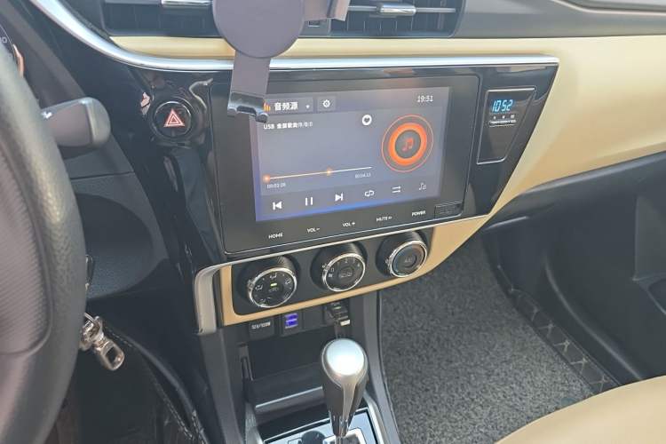 Used Toyota Corolla 2018 1.2T S-CVT GL-i Zhihui Edition Audio And AC Panel