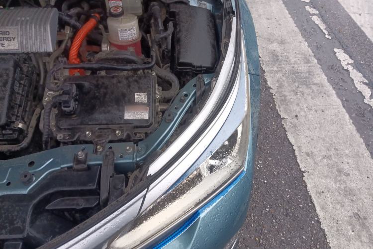 Used Toyota Corolla 2018 Dual-Engine 1.8L E-CVT Smart Edition Engine Bay Left