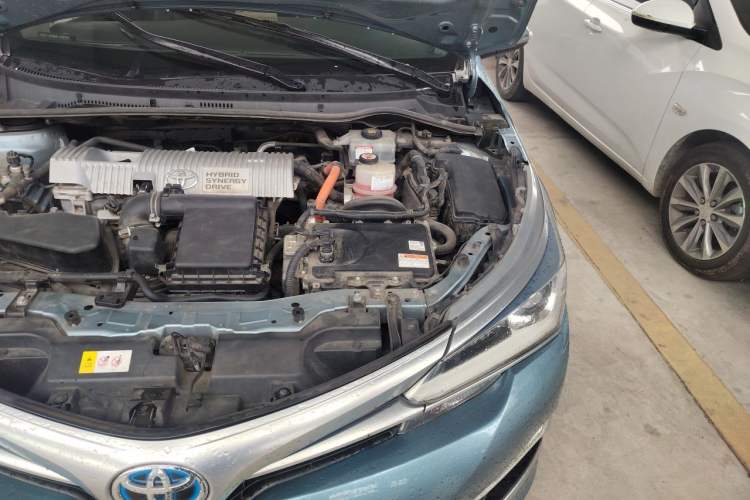 Used Toyota Corolla 2018 Dual-Engine 1.8L E-CVT Smart Edition Engine Bay Left