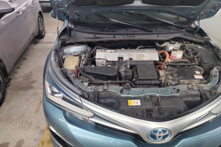 Used Toyota Corolla 2018 Dual-Engine 1.8L E-CVT Smart Edition Engine Bay Right