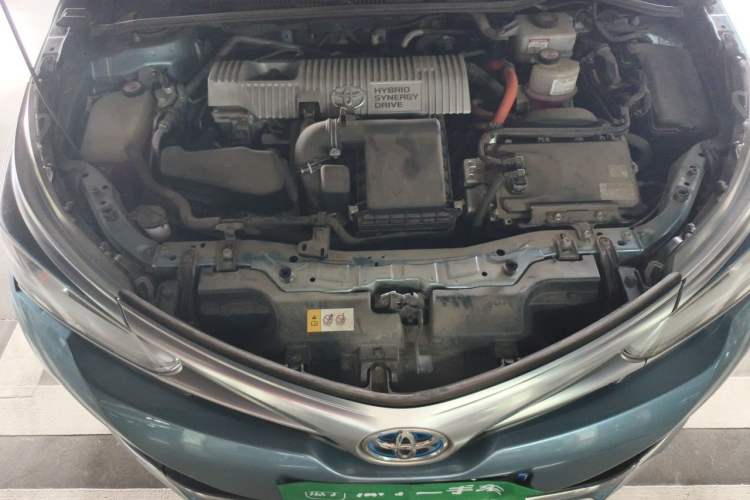 Used Toyota Corolla 2018 Dual-Engine 1.8L E-CVT Smart Edition Engine Bay