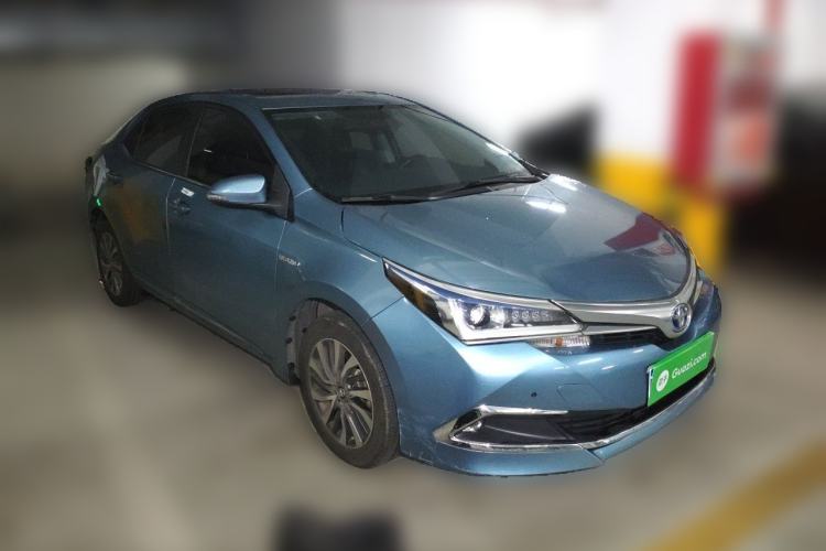 Used Toyota Corolla 2018 Dual-Engine 1.8L E-CVT Smart Edition Front Right 45 Deg