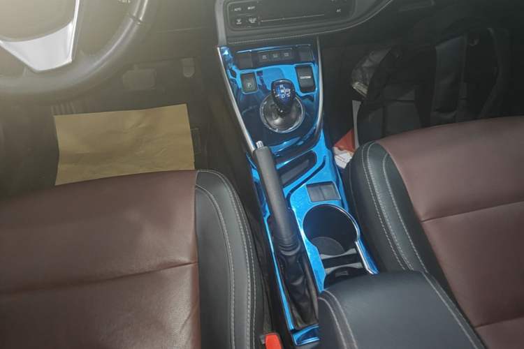 Used Toyota Corolla 2018 Dual-Engine 1.8L E-CVT Smart Edition Gear Lever