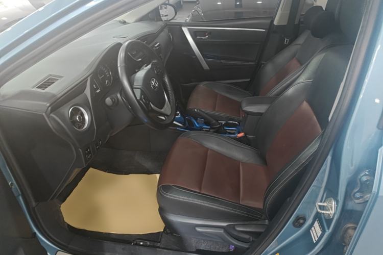 Used Toyota Corolla 2018 Dual-Engine 1.8L E-CVT Smart Edition Left Front Seat