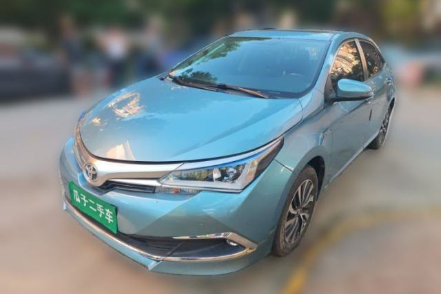 Ojetý Toyota Corolla 2018 Dual-Engine 1.8L E-CVT Smart Edition