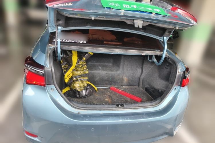 Used Toyota Corolla 2018 Dual-Engine 1.8L E-CVT Smart Edition Trunk