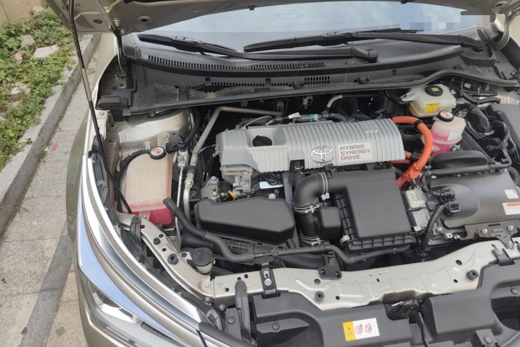 Used Toyota Corolla 2018 Dual-Engine 1.8L E-CVT Smart Edition Engine Bay Right