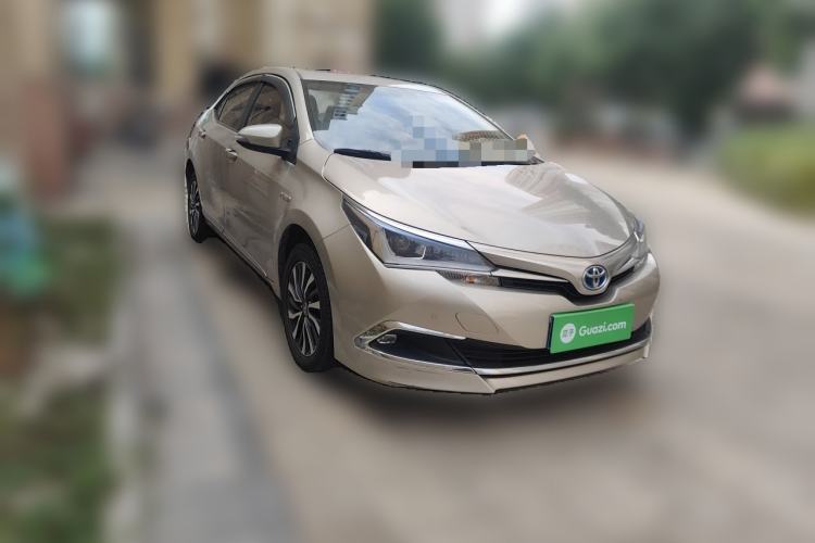 Used Toyota Corolla 2018 Dual-Engine 1.8L E-CVT Smart Edition Front Right 45 Deg