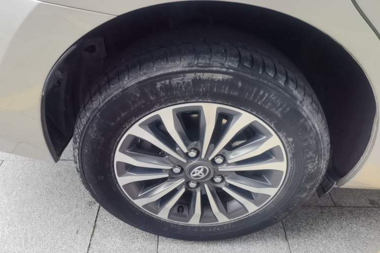 Used Toyota Corolla 2018 1.2T S-CVT GL-i Zhihui Edition Right Rear Wheel Hub