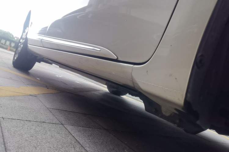 Used Toyota Corolla 2018 1.2T S-CVT GL-i Zhihui Edition Right Side Sill