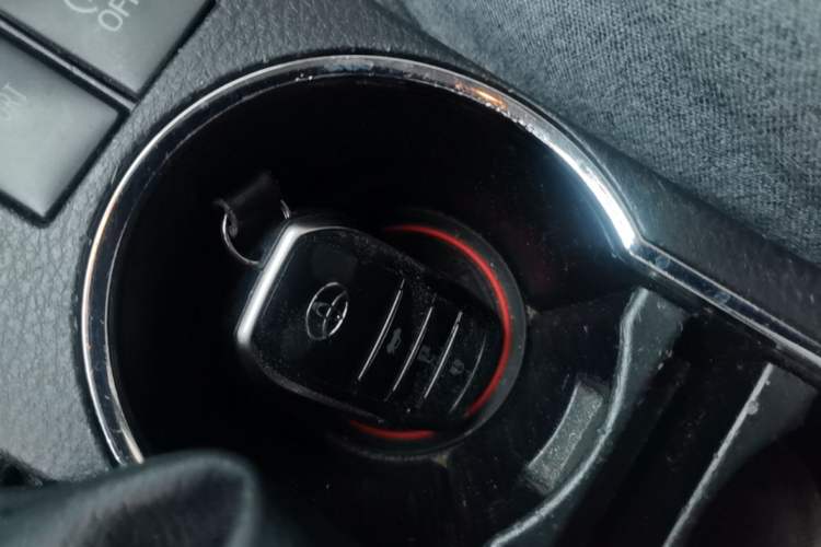 Used Toyota Corolla 2018 1.2T S-CVT GL-i Zhihui Edition Vehicle Key